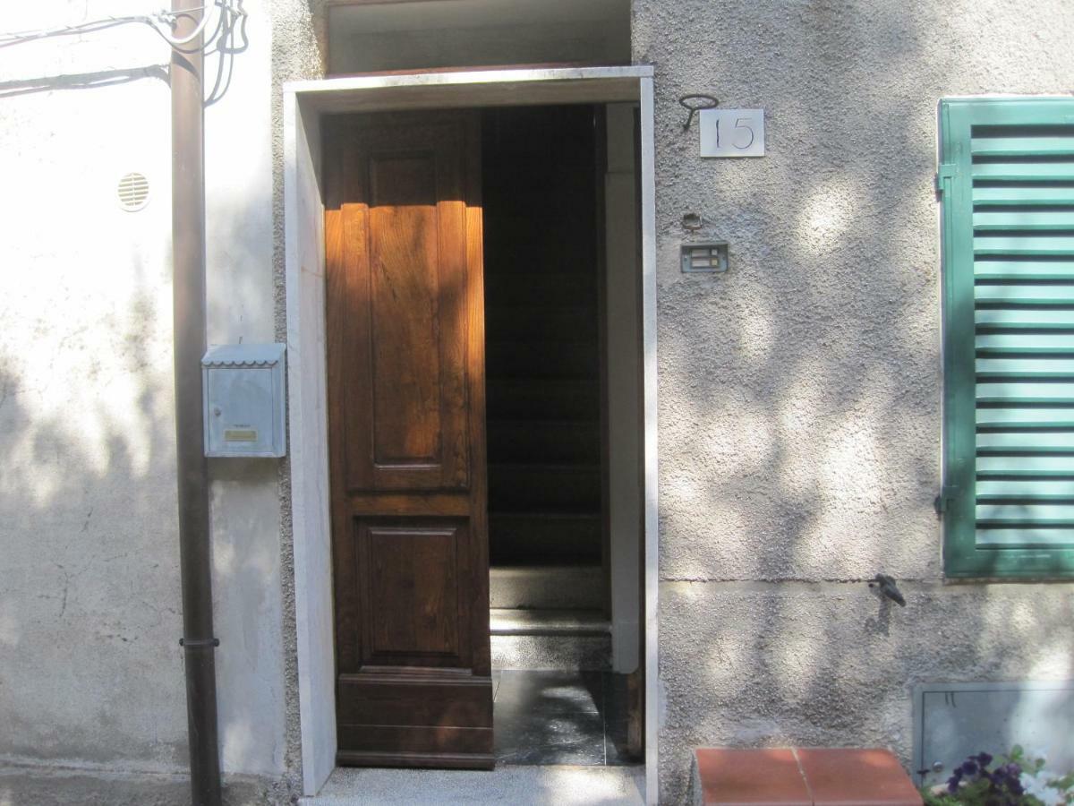 La Casa Di Antonella Lägenhet Vetulonia Exteriör bild